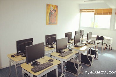 Lee Academy Senior High School (Shangying Campus)